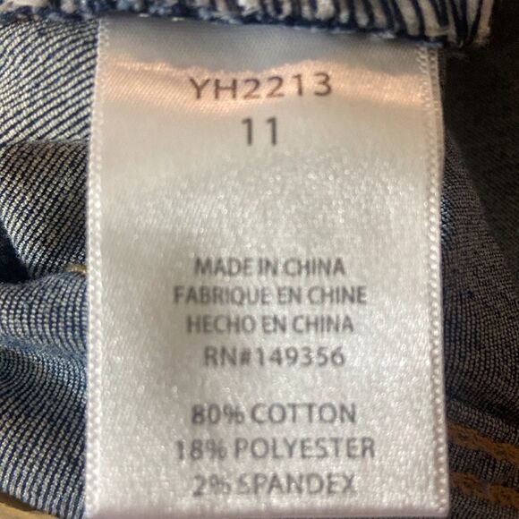 Blue Turtle Women's Blue Distressed Jeans Size 11 - Picture 11 of 14